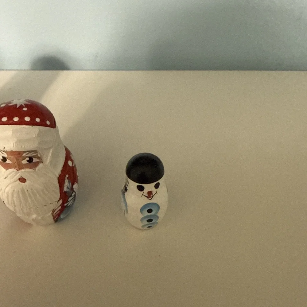 Vtg 5 Pc Russian Nesting Doll Set Hand Carved Santa Signed‎ Ceprueb Tiocao 6
